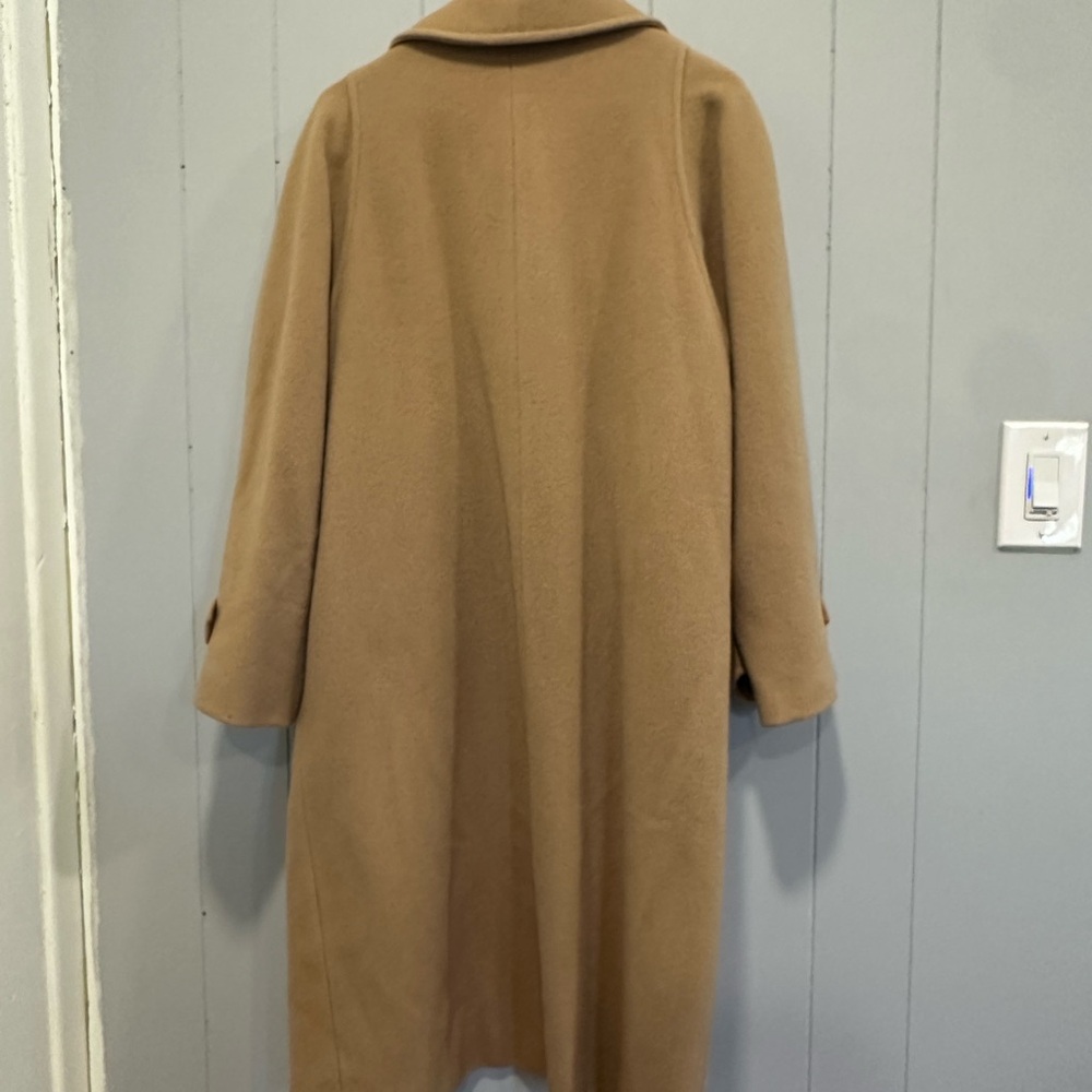 Wool coat - Picture 7 of 7